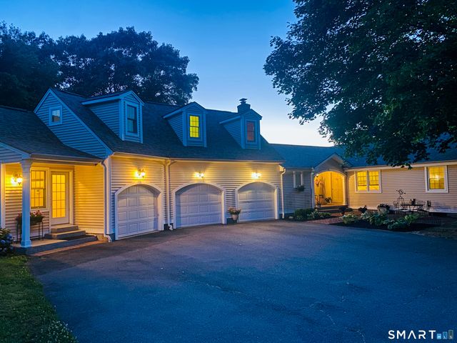 571 Woodland Street, Glastonbury, CT 06073