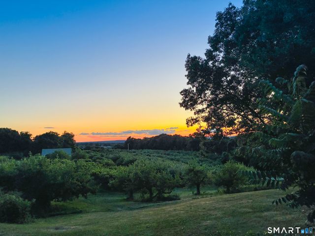 571 Woodland Street, Glastonbury, CT 06073