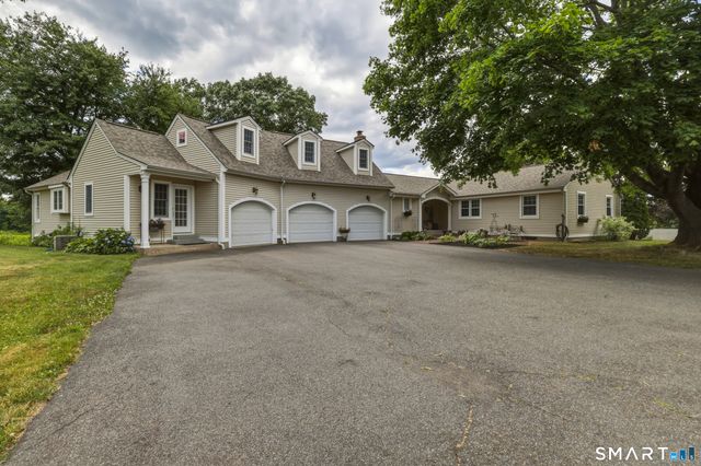 571 Woodland Street, Glastonbury, CT 06073