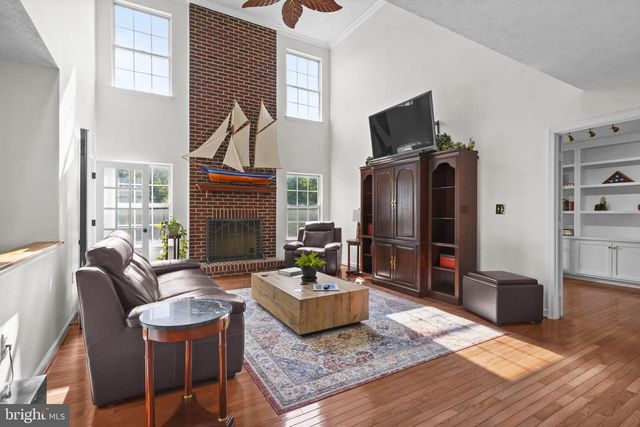 5331 SWEETWATER DR, West River, MD 20778