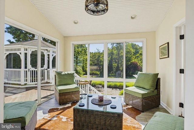 5331 SWEETWATER DR, West River, MD 20778