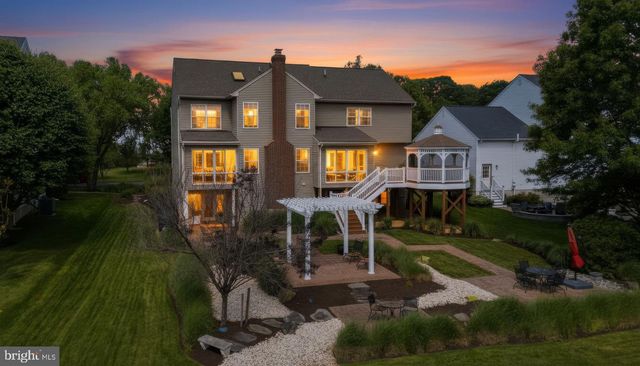 5331 SWEETWATER DR, West River, MD 20778