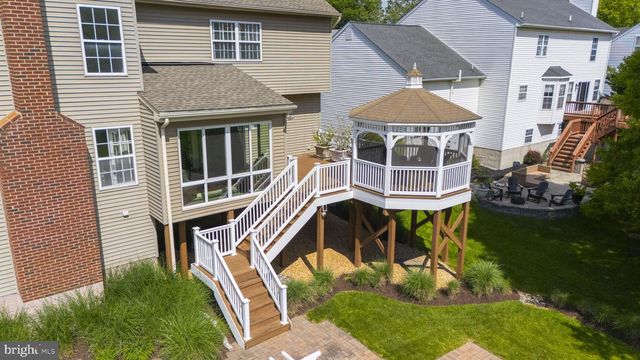5331 SWEETWATER DR, West River, MD 20778
