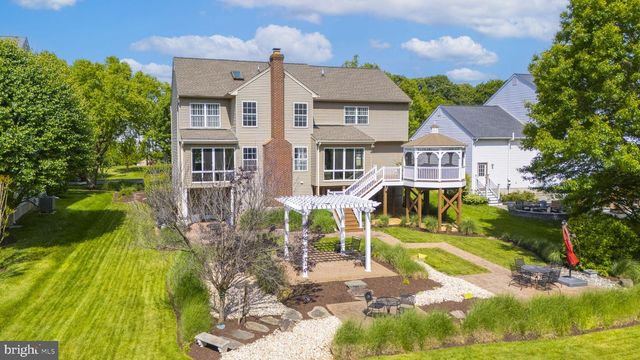 5331 SWEETWATER DR, West River, MD 20778
