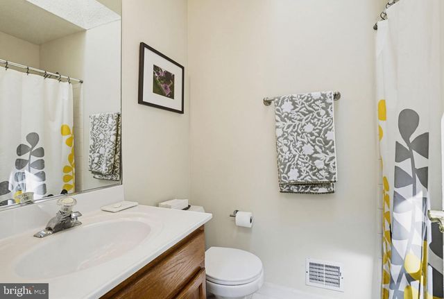 5331 SWEETWATER DR, West River, MD 20778