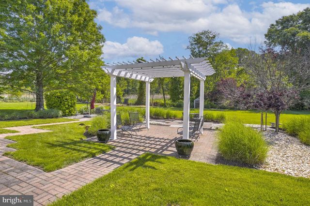 5331 SWEETWATER DR, West River, MD 20778