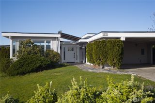 4572 137th Avenue SE, Bellevue, WA 98006