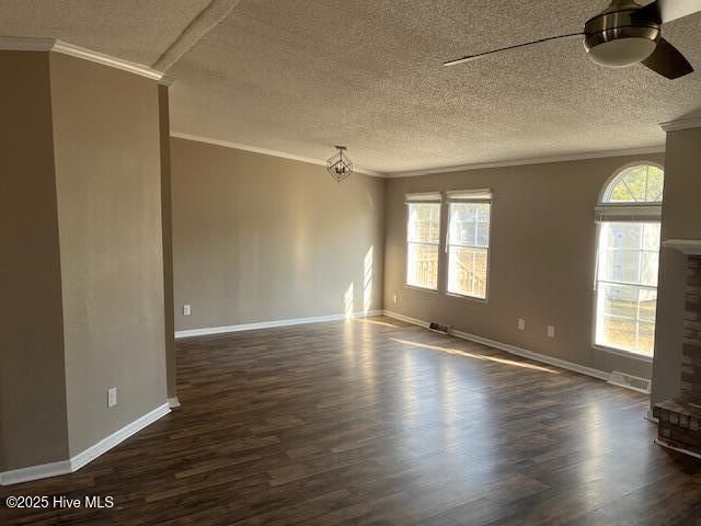 229 Pineview Road, Richlands, NC 28574