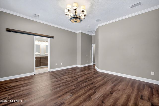 6365 ECLIPSE Circle, Jacksonville, FL 32258