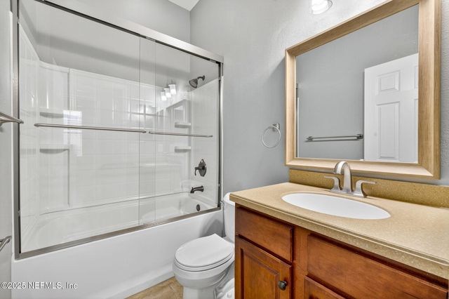 6365 ECLIPSE Circle, Jacksonville, FL 32258