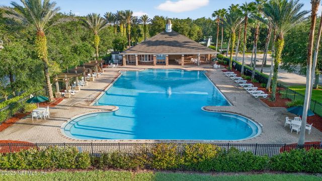 6365 ECLIPSE Circle, Jacksonville, FL 32258