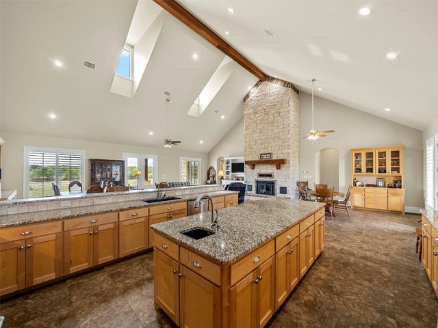 453 Tower Road, Valley View, TX 76272