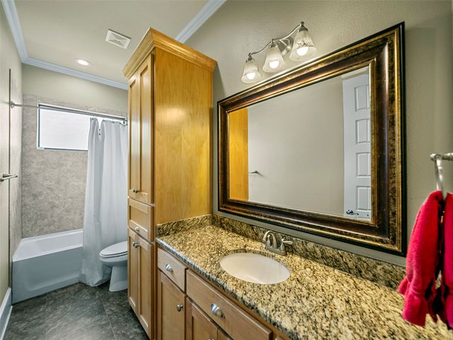 453 Tower Road, Valley View, TX 76272