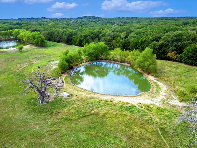 453 Tower Road, Valley View, TX 76272