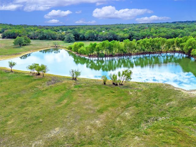 453 Tower Road, Valley View, TX 76272