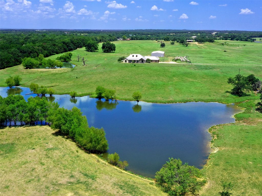 453 Tower Road, Valley View, TX 76272