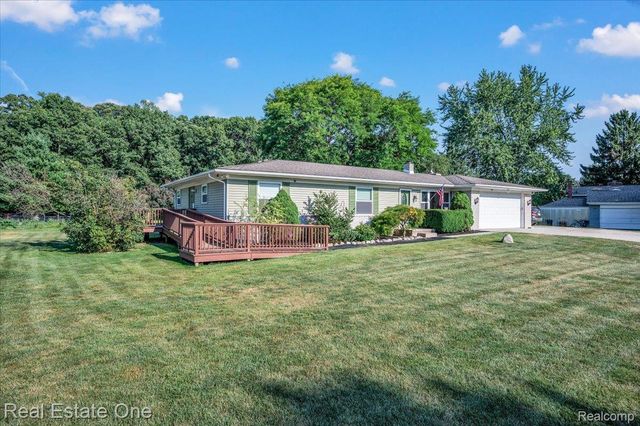3753 Country View Drive, Oxford Charter Township, MI 48371