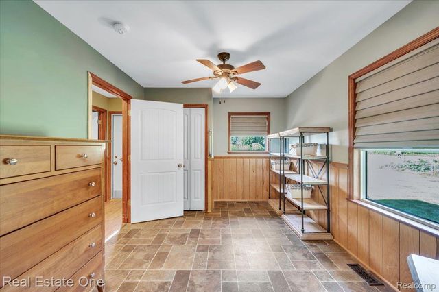 3753 Country View Drive, Oxford Charter Township, MI 48371