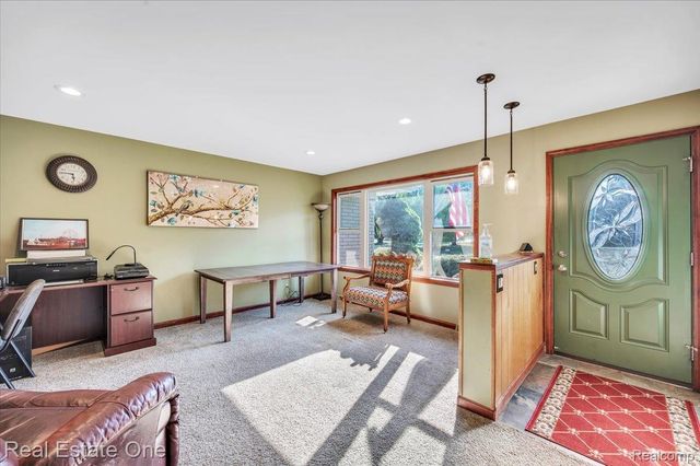 3753 Country View Drive, Oxford Charter Township, MI 48371