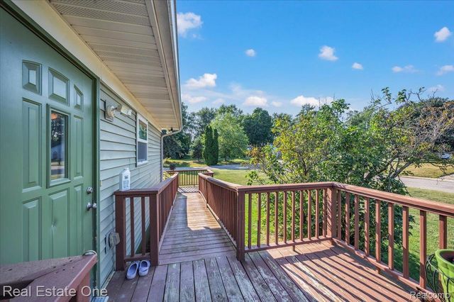 3753 Country View Drive, Oxford Charter Township, MI 48371