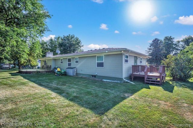 3753 Country View Drive, Oxford Charter Township, MI 48371
