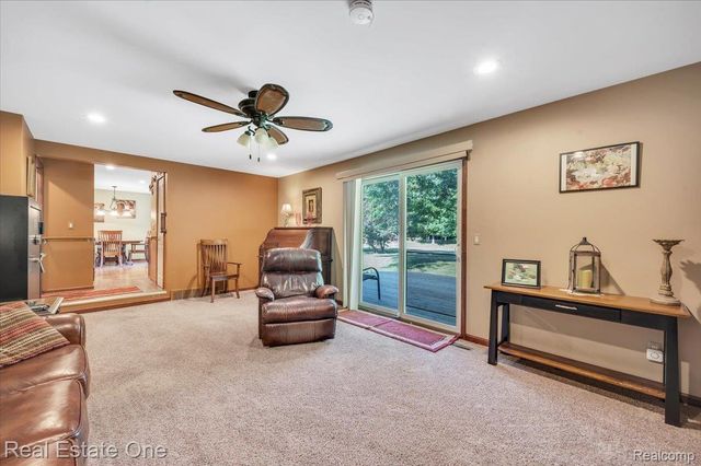 3753 Country View Drive, Oxford Charter Township, MI 48371