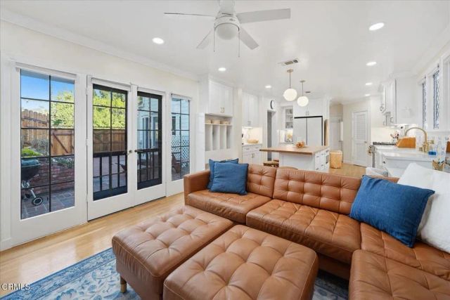 917 E Mountain, Glendale, CA 91207
