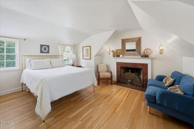 917 E Mountain, Glendale, CA 91207