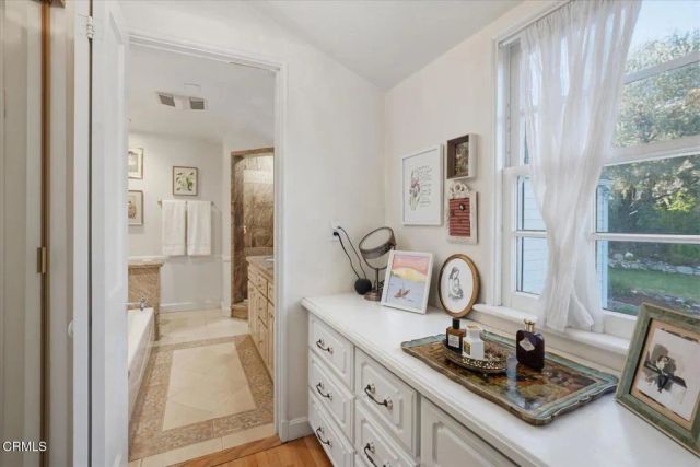 917 E Mountain, Glendale, CA 91207