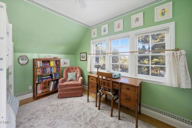 917 E Mountain, Glendale, CA 91207