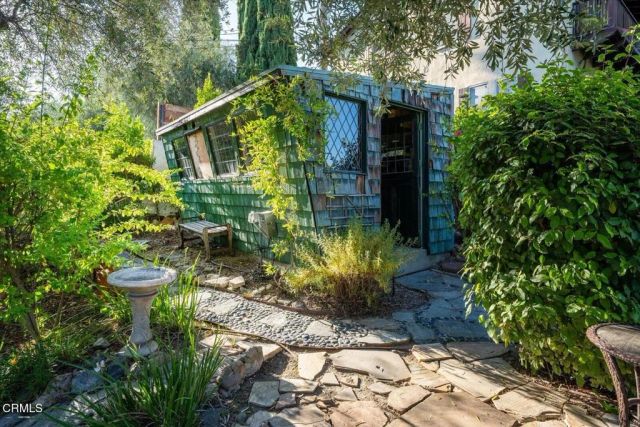 917 E Mountain, Glendale, CA 91207