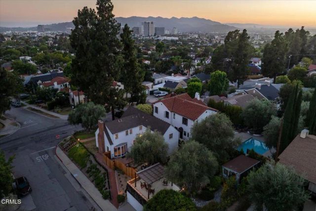 917 E Mountain, Glendale, CA 91207