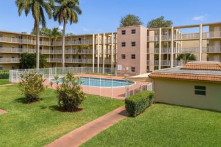 2800 NW 56th Ave E403, Lauderhill, FL 33313