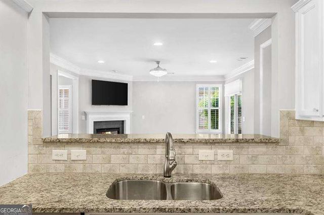 3156 Willow Creek Drive SW, Gainesville, GA 30504
