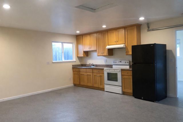 1090 White Drive, Santa Clara, CA 95051