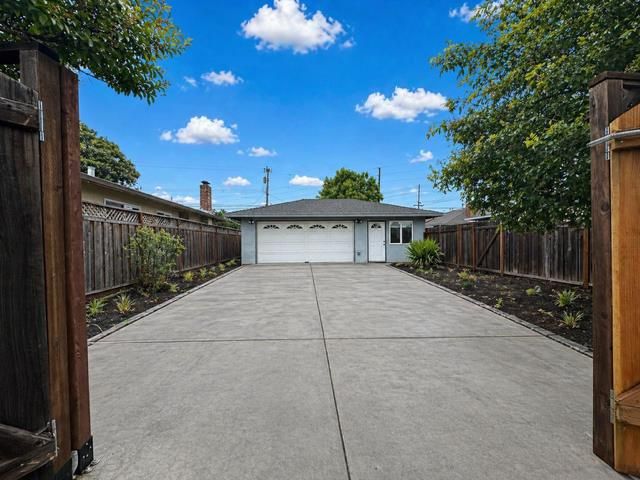 1090 White Drive, Santa Clara, CA 95051