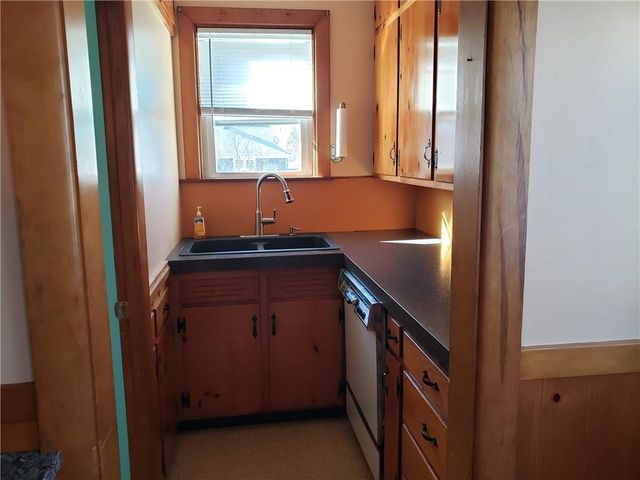 40 East Barrows Street 2, Cumberland, RI 02864