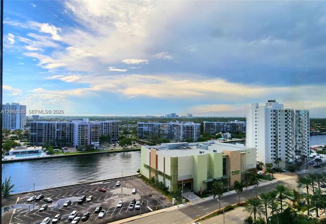 3505 S Ocean Drive 819, Hollywood, FL 33019
