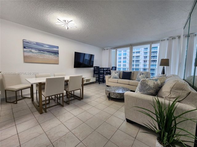 3505 S Ocean Drive 819, Hollywood, FL 33019