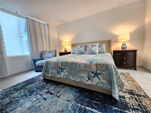 3505 S Ocean Drive 819, Hollywood, FL 33019