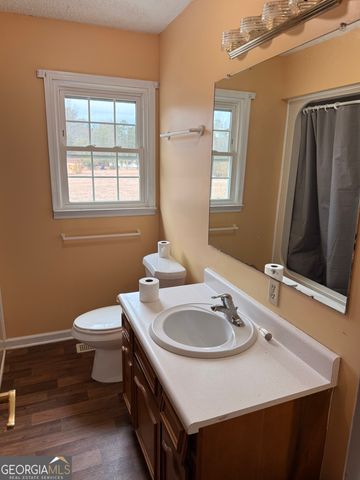 1025 Ralph Mullis Road, Rentz, GA 31075