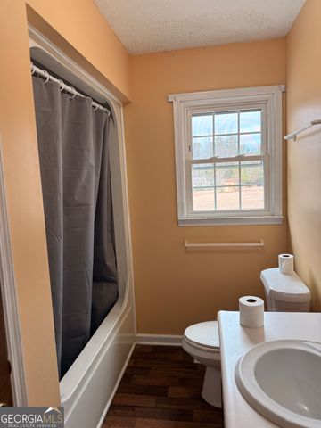 1025 Ralph Mullis Road, Rentz, GA 31075