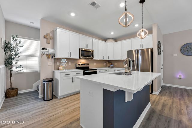 4 Whispering Oaks Circle, Okatie, SC 29909