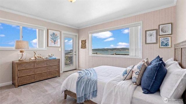 1042 Shorecrest Place, Camano Island, WA 98282