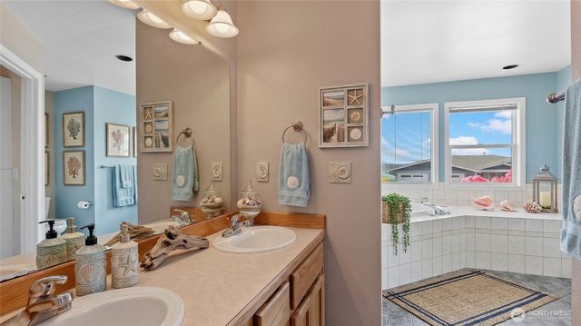 1042 Shorecrest Place, Camano Island, WA 98282