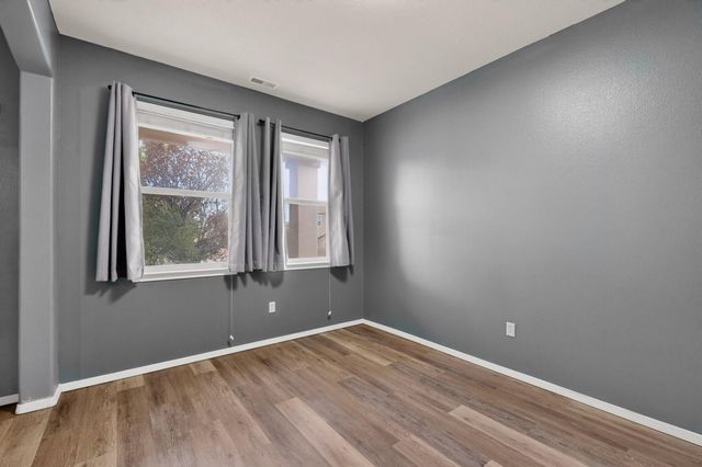 7220 Hearthstone Road NW, Albuquerque, NM 87114