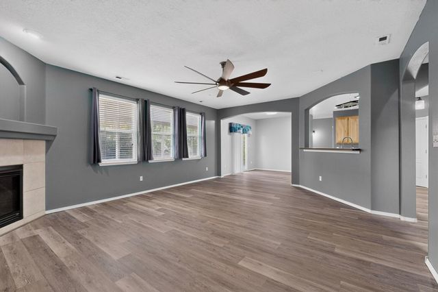 7220 Hearthstone Road NW, Albuquerque, NM 87114