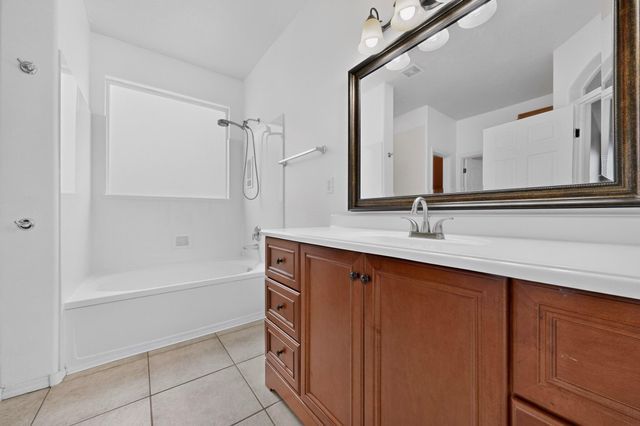 7220 Hearthstone Road NW, Albuquerque, NM 87114