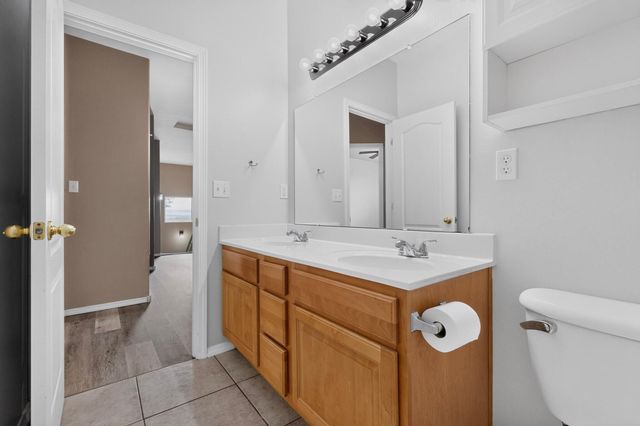 7220 Hearthstone Road NW, Albuquerque, NM 87114