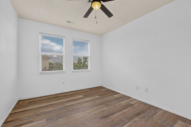 7220 Hearthstone Road NW, Albuquerque, NM 87114